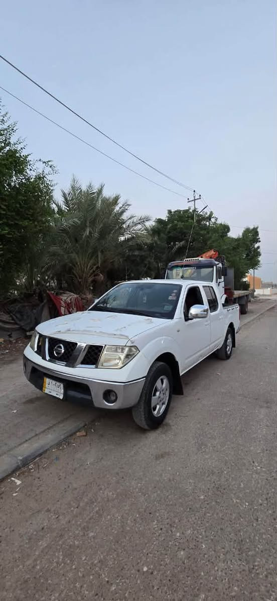 نيسان نافارا • ٢٠٠٩ • مكينة جديدة