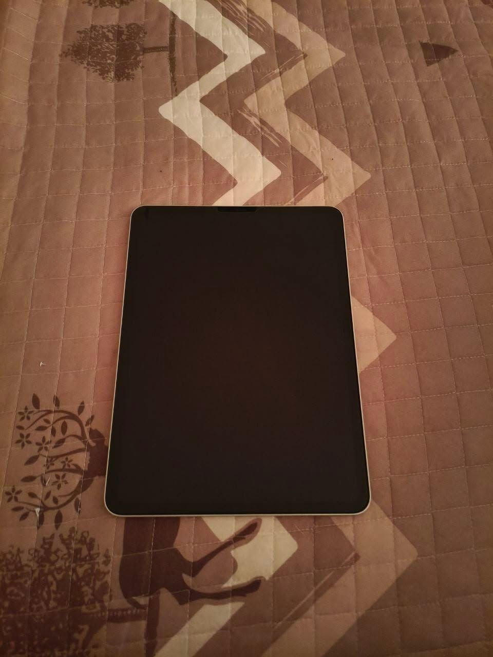 📱 iPad Pro 11" | 256GB
⚡️ أداء قوي ومناسب للألعاب
🎮 يدعم 120FPS ببجي والألعاب
🔋 بطارية 85% وفوك
✨ نظافة 99% | بدون ملحقات
📦 متوفر قطعتين فقط
💰 السعر: 580 ألف وقابل للتفاوض البسيط
🚚 توصيل لجميع محافظات العراق
📲 واتساب: ***********
للتفاصيل والتواصل خاص أو واتساب.

