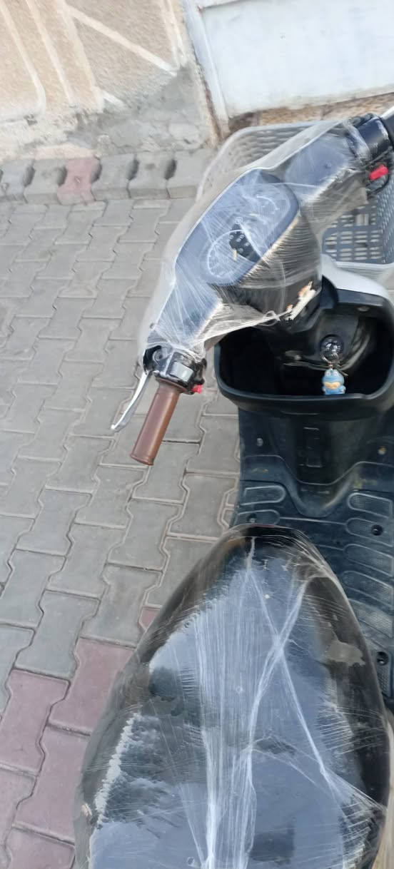 سلام عليكم دراجة بطه نضيفه شغاله سلف وهندر
مكينه نضيفه معدل يخبل السعر خاص عنوان بغداد الحسينيه مال الراشدية) ***********
