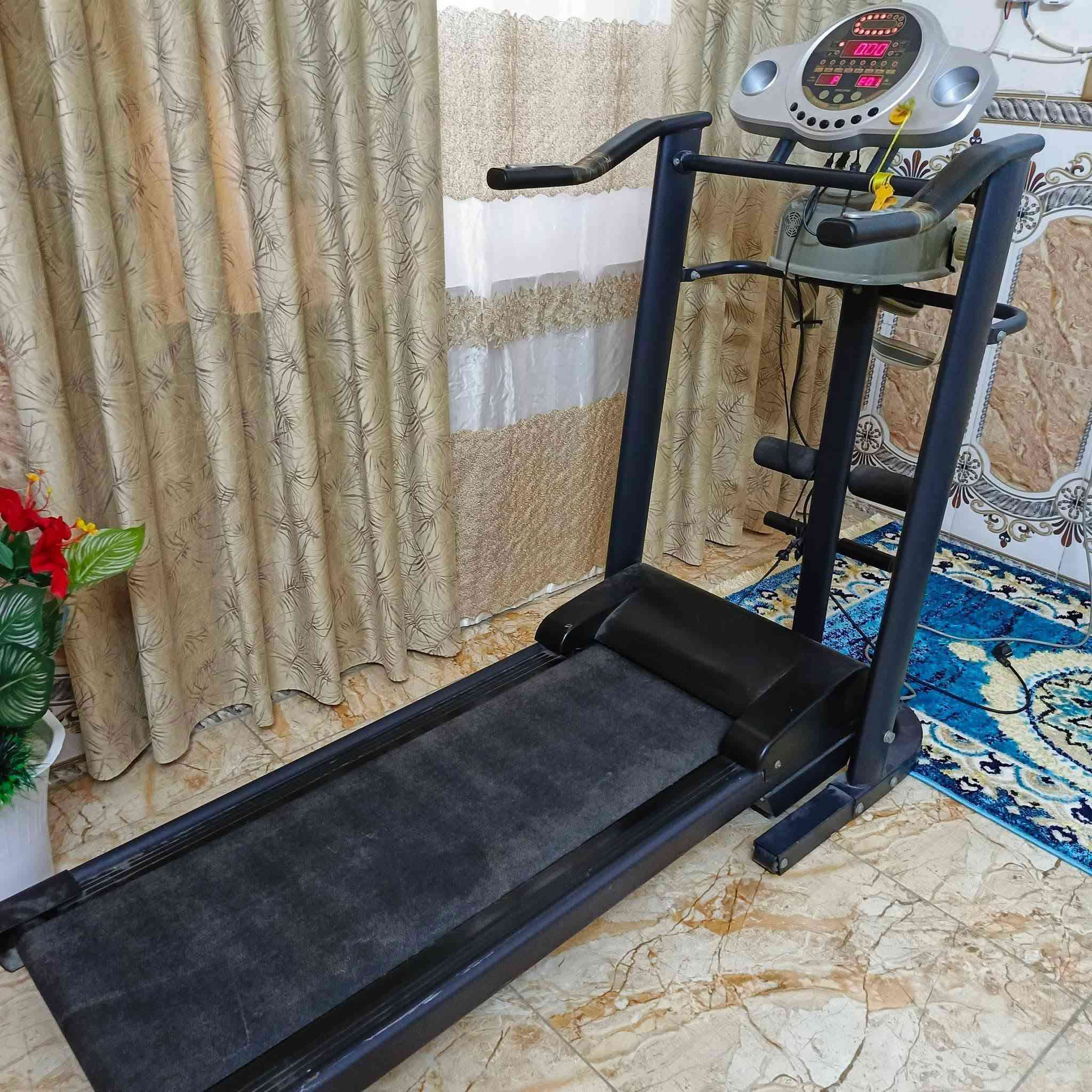 للبيع جهاز ركض 🏃و حرق دهون بطن جهاز شغال وكامل قيم وخذ واتساب ***********
مكانة حي الأمانة بصف شارع فلسطين
