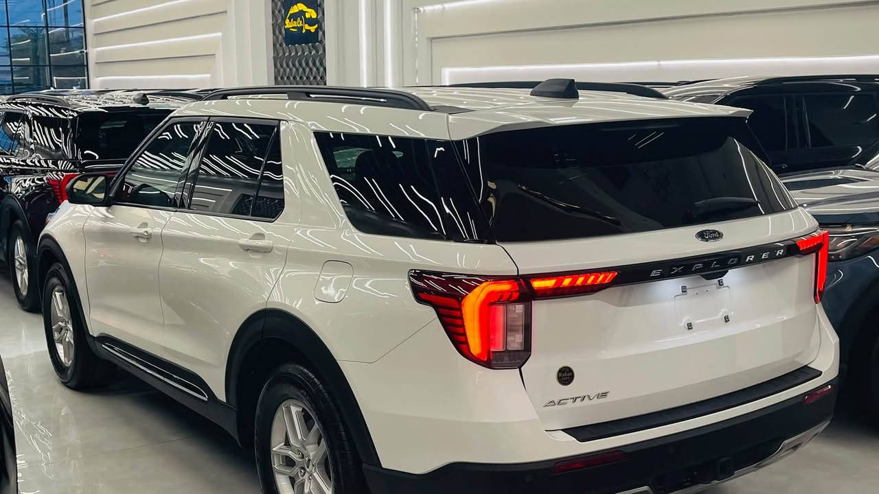 ا 🔥 Ford Explorer Active | 2025 🔥

🤍 لون أبيض، حالة جداً نظيفة وجميلة

🚘 ماشية 24,000 ميل
📸 كاميرا أمامية وخلفية
✨ داخلية نظيفة وعصرية
🔹 صبغ فقط قطعتين
🔹 بابين بيهم ضربة، والضرر خفيف جداً

💰 السعر: $29,300بها مجال

📍 المكان: أربيل
📞 ***********

🔥 للمزيد من المعلومات والفيديو، تواصل معنا
•••••

🔥 Ford Explorer Active | 2025 🔥

🤍 ڕەنگی سپی، دۆخی زۆر جوان و پاک

🚘 24,000 مایل ڕۆیشتووە
📸 کەمێرای پێش و پشتەوە
✨ ناوەوەی پاک و مۆدێرن
🔹 سەبغی تەنها 2 پارچە
🔹 2 دەرگا لێدانی هەیە، بەڵام دەحمەکەی زۆر خەفیفە

💰 نرخ: $29,300 مجال

📍 هەولێر
📞 ***********

🔥 بۆ زانیاری و ڤیدیۆی زیاتر پەیوەندی بکە
