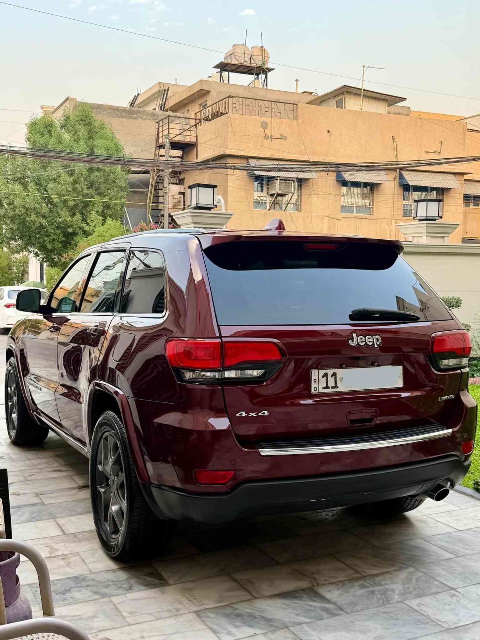 جيب 2021 80th
فول السياره مواصفات 1/1 
حادثها قطع صبغ ابيعلك عام 
قماره مكفوله ماشيه 80 الف 
رقم بغداد 

السعر 19700$ بيها مجال بسيط 
مكاني بغداد ***********
