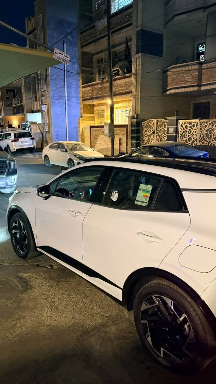 سبورتج GT لاين • ٢٠٢٥ • ٣٨٠٠٠ كم