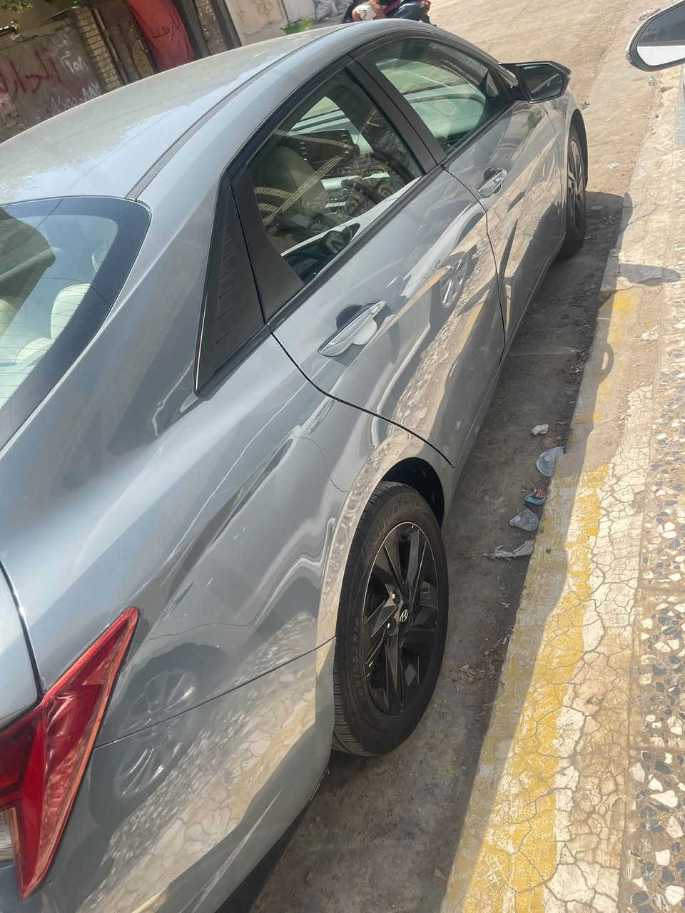 النترا  هايبرد موديل ٢٠٢١ وارد امريكي فول مواصفات عدا الفتحة حادثها من امريكا صندوك وهنا مبدل باب وجاملغ وطرمبة كير وبيها شوي حالوبات واثر خدوش ب ١٢٠ قفل
ابيع بس مو بعذا الرقم غير رقم اخلي للسيارة اني اتحمل تكاليف تحويل الرقم وكلشي
مكان بغداد 
***********
