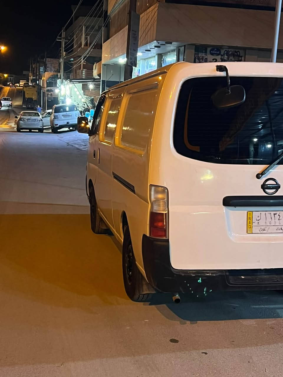 نيسان فان • ٢٠٠٤ • بنزين