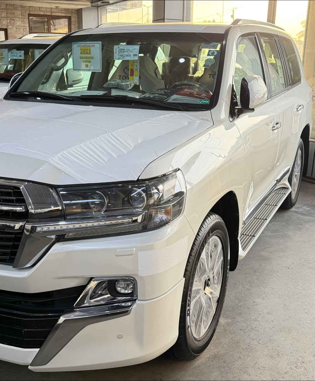لاندكروز كراند تورنك • ٢٠٢١ • رقم بغداد