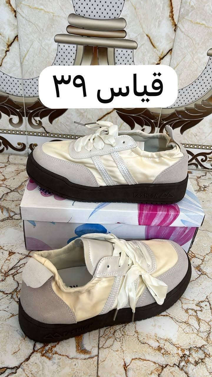 احذية رياضية الزوج ب10 الاف بس🔥✅✅
جديدة غير مستعملة
القياسات على الصور✅
يوجد توصيل لجميع محافظات العراق 5 الاف 
للحجز خاص او واتساب ***********
