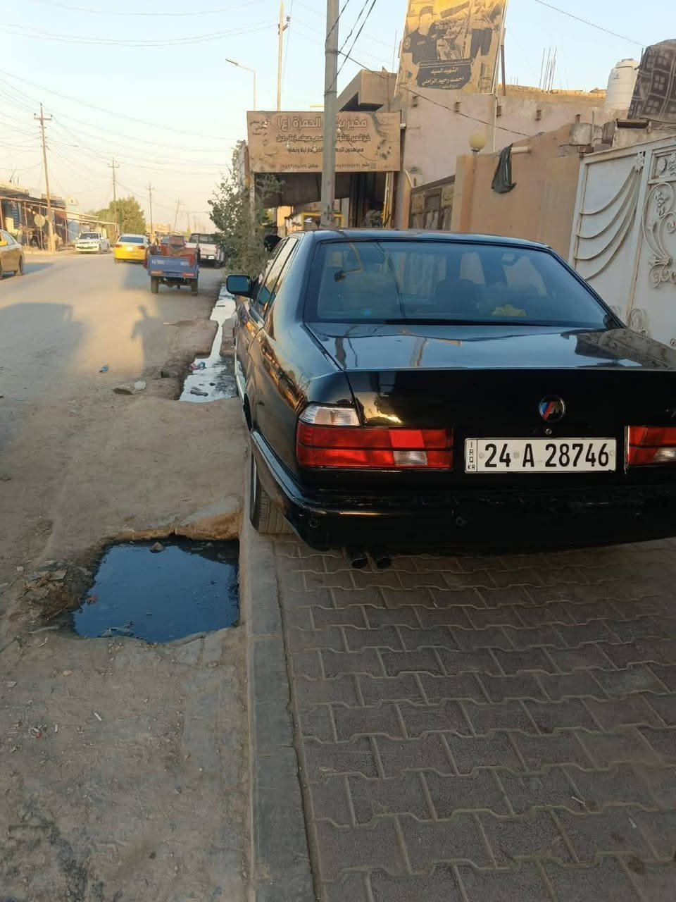 السلام عليكمBMW 1993
اصل 730 كفاله من الضربه والتبديل  والخياس

رقم دهوك بأسمي  تريد تحويل او وكاله ثاني يوم هزه جديده صارله سبوعين 

محرك V8 اصل شرط لا بخار ولا تنقيص جديد

كير  شرط جديد تبريد ثلج حداديه جديده تخم تاير جديد

منضومه زنون عالي 

كهربائيات كلها شغاله ع وضع الشركه شرط ولا كلوب طافي

ما تصرف عليه ولا الف

داخل السياره  نضيف

مصبوغه جماليه فقط

السعر 48  وبيها مجال 

عنوان الديوانيه ***********
