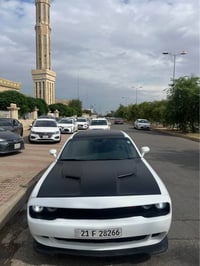 دووج چالنجر SXT • ٦ سلندر • ٢٠١٦