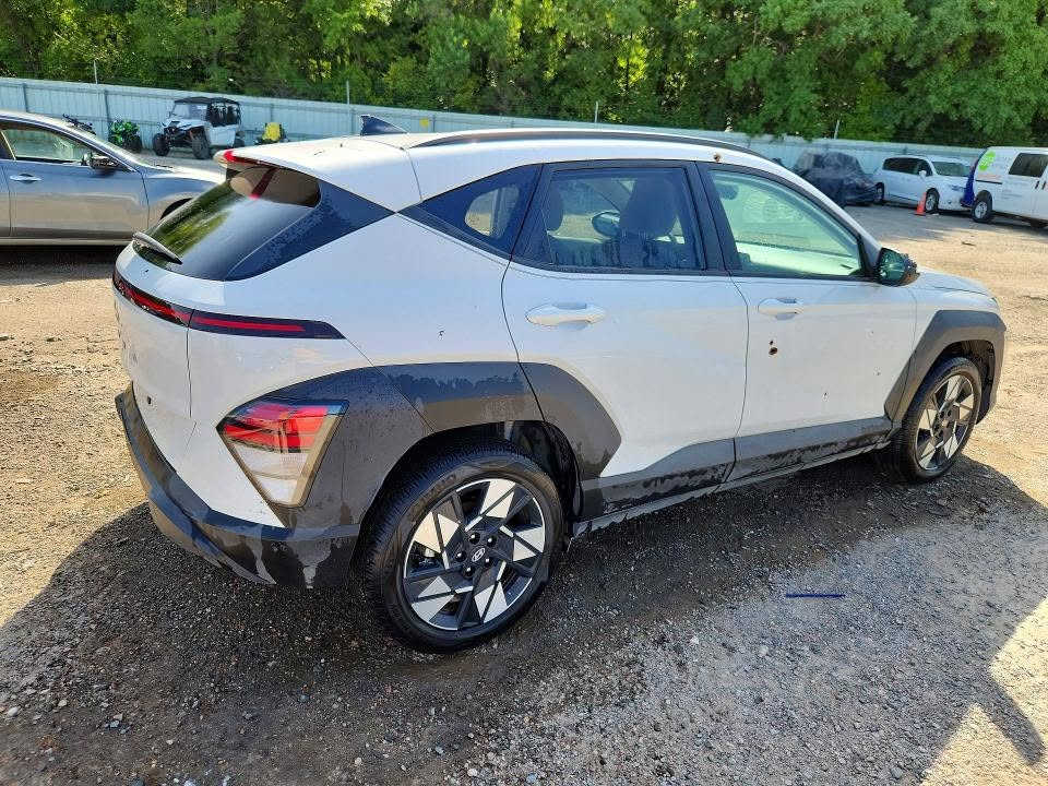 🛑عرض خاص 🛑عرض خاص‼️‼️‼️
نوع السيارة:2025 HYUNDAI KONA SEL
نوع الضرر : كما موضح في الصور 
رقم اللوت :61348636
 تاريخ المزاد: بيع مباشر
السعر :75 ورقة فقط

الكمرك صار ويانه عالفاتورة💖
🚘🇺🇸 سيارتك من المزادات الأمريكية… بأمان وثقة وشفافية

شركة السنايا أوتو شركة عراقية رسمية ومسجّلة في جميع دوائر الدولة منذ عام 2010، ومتخصصة باستيراد السيارات من جميع الولايات الأمريكية، ووكيل حصري لأغلب شركات الشحن العالمية.

نقدّم للزبون خدمة متكاملة تبدأ من اختيار السيارة وفحص تاريخها، مرورًا بالشراء والشحن والتخليص الجمركي والتصليح، ولغاية استلامها بكل أمان.

🎁 تقرير CARFAX مجانًا قبل الشراء
للتأكد من تاريخ السيارة، وقراءة العداد، والحوادث المسجّلة، وعدد المالكين قبل اتخاذ قرار الشراء.

🚢 شحن عالمي موثوق
نوفر خيارات شحن آمنة وأسعارًا تنافسية، مع متابعة مستمرة للسيارة حتى وصولها.

🔧 خدمة تصليح متكاملة
تصليح السيارات بأعلى معايير الجودة وبأنسب الأسعار، تحت إشراف فريق متخصص يهتم بأدق التفاصيل.

🛃 تخليص جمركي أصولي
تخليص السيارات من جميع المنافذ الحدودية، وتسجيل المعاملة على المنصة الرسمية، واحتساب الرسوم الجمركية على سعر الفاتورة الرسمية.

✅ شركة رسمية ومسجّلة منذ عام 2010
✅ وكيل حصري لأغلب شركات الشحن العالمية
✅ تقرير CARFAX مجاني قبل الشراء
✅ عرض أضرار السيارة وتفاصيلها بكل وضوح
✅ إجراءات رسمية وموثّقة تحفظ حقوق الزبون
✅ متابعة المزايدة والشحن حتى وصول السيارة
✅ تصليح بأعلى جودة وأنسب الأسعار
✅ تخليص جمركي من جميع المنافذ الحدودية
✅ استيراد من جميع الولايات الأمريكية

📍 المقر الرئيسي – بغداد:
المنصور، تقاطع سيد الحليب باتجاه المأمون، مجاور جامع المأمون
📞 ***********
📞 ***********

📍 فرع الموصل:
📞 ***********

📍 فرع البصرة:
📞 ***********

📍 فرع كركوك:
📞 ***********

🔜 قريبًا افتتاح فروعنا الجديدة في:
📍 كربلاء المقدسة
📍 النجف الأشرف
📍 الديوانية
📍 الناصرية

السنايا أوتو — نختار، نفحص، نشتري، نشحن، نخلّص ونصلّح… وإنت تستلم سيارتك براحة وأمان.

خبرة منذ عام 2010… وثقة تمتد من المزاد حتى باب بيتك. 🤝🇺🇸➡️🇮🇶

#السنايا_أوتو #كارفاكس_مجانا #مزادات_أمريكا #استيراد_السيارات #وارد_أمريكي #شحن_عالمي #تخليص_جمركي #تصليح_السيارات #سيارات_العراق

نص مكتوب في الصور:
- 61348636