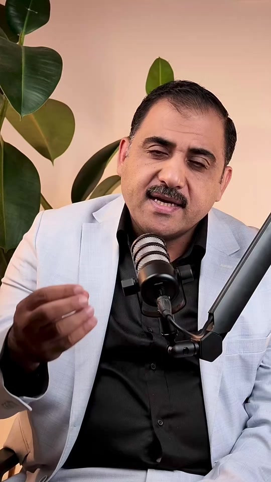 عندنا شرايين جاهزين وفلوسهم كاشش إذا عندك عقار وسعره مناسب وبعيد عن المبالغة.. إحنا جاهزين نبيعلك إياه فوراً! 🏢💼 عندنا قائمة كبيرة من الزبائن والشرايين الجادين، والطلب مستمر، لكن الشرط الأساسي هو السعر المنطقي والمعقول اللي يرضي الطرفين. لا تخلي عقارك مجمد، تواصل ويانا وخلينا نساعدك تكمل صفقتك بأسرع وقت وبدون تعقيد. 📞💬 #عقارات #بيع_عقارات #شراء_عقارات #عقارات_للبيع #دلال_عقاري             هذا ينضاف بلكابشن على كل الفديوهات
