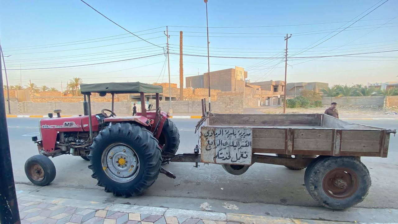 سلام  عليكم  تنكتر  فوركسن  انكليزي  مسجل  وكامل وشباك  الامامي  موجود    تخم  تاير  جديد  كله    مكينه  نضيفه   لاتنقيص  ولا تبخير   

 مع  ادواته  كامله  عربانه +فدان  +خرماشه +معدلان +ديجر  +مرازه    

السعر  13 ونص  وبي  مجال  

مكاني الرمادي  الصوفيه  

 ***********
