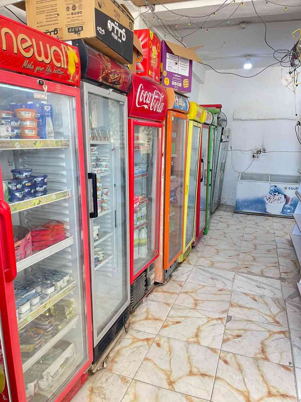 تصفيه محل برادات عموديه 
فاترينات 
ميوز سفينه
مواد غذائيه قرطاسه منضفات 
ميز كرزات كبير
عارضات اجباس 
سبلت
 
تصفيه محل مكاني كربلاء قنطره السلام عمود75
***********
