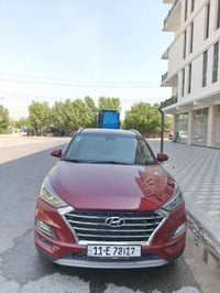 ياالله للبيع فقط هونداي توسان 19 Seامريكي ليبل واحد رقم بغداد ماشية 87...