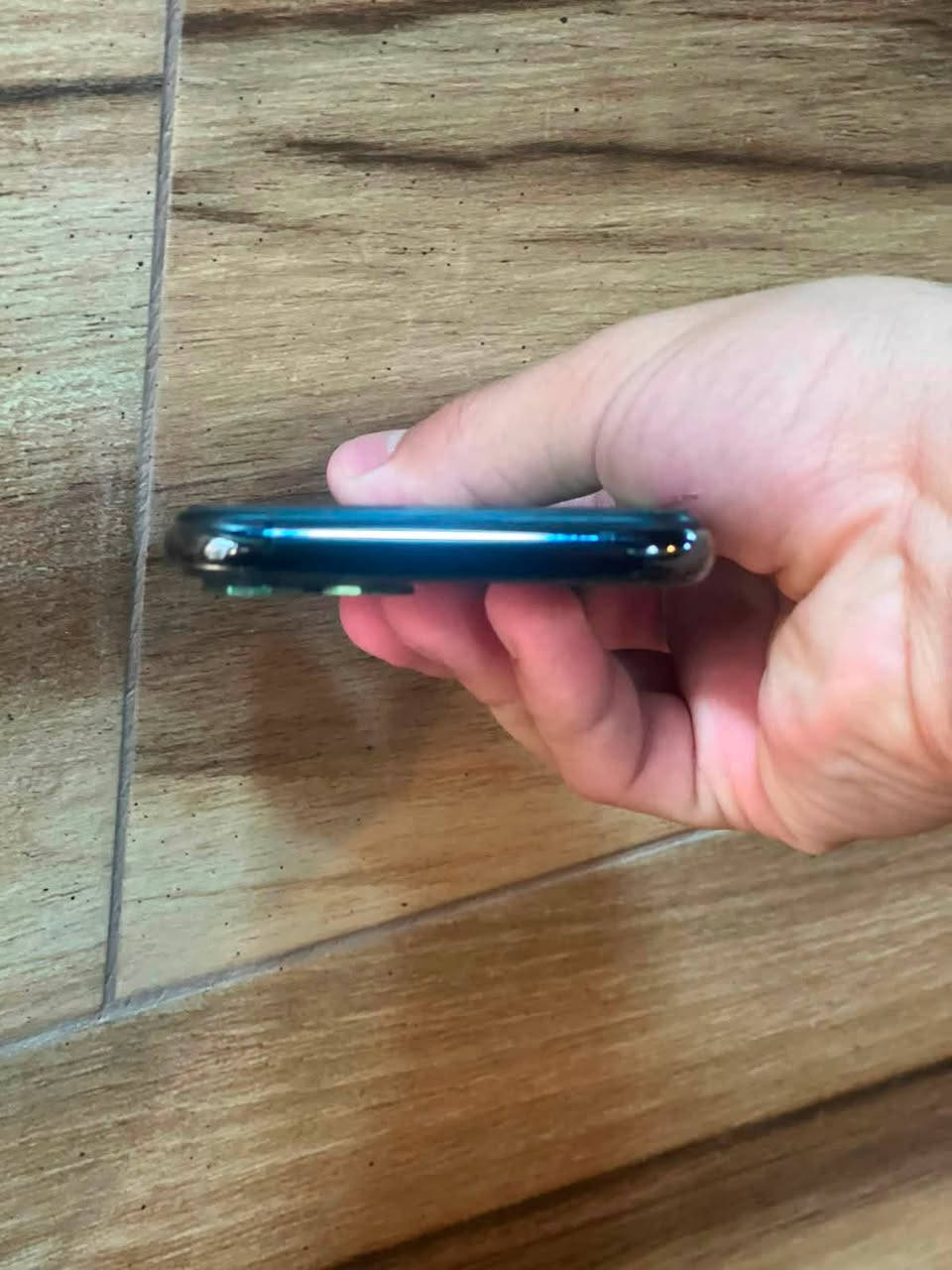 السلام عليكم.
Iphone 11 pro 📲 للبيع
الذاكرة 64 
البطارية 100 مستبدلة أصلية شرط.
الجهاز الشواصي نضيفات 💯 فقط الكزاز مفطر ميكلف تصليحة ومستبدل شاشة اصلية شرط الجهاز كله شغال بدون اي خلل اتصال واي فأي صوت اسبيكر واتصال ولاقطة فقط فيه خلل الكامرات الأساسية بعضها لاتعمل.
صرف. الشحن كلش زين بطارية بعدها جديدة وأصلية.
السعر مناسب خاص.
أو مراوس.
هـــ. ***********
متواجد خاص و واتس آب واتصال
