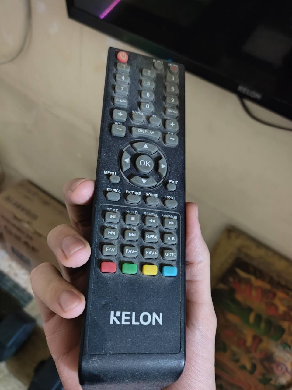 سلام عليكم: 🖤 

شاشته KELON 
 1080P / 60Hz جداريه فقط

تدعم 2 منافذ HDMI
ما داخله تصليح نظيفه وسعر 100 الف قفل
مكاني البصرة
تواصل واتساب ***********
