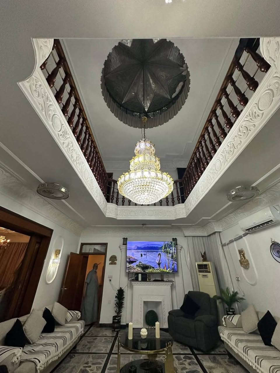 للبيع دار بموقع مميز جدا🔥😍😍🥰#الغزاليه

ديوان الرئاسه خلف الوزان

مساحه 300م ⛺واجهه 15م نزال 20م

 من ارقى مربعات الغزاليه

  ع شارع بعرض 10م أمام الدار مشتل وليس بيوت 

يتكون من 

5غرف نوم 

حولي داخلي كبير

استقبال ضيوف كبيره

مطبخ 

مجموعة صحيات عدد3

حديقه كبيره 

كراج سياره

 البيت تكمه مرتب بشكل عالي عن شارع بناء الفينات

لاستفسارمراسله واتساب او اتصال  ***********
***********
النبع الصافي للعقار

