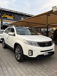سورنتو ٢٠١٥ • رقم كويتي • بنوراما ٧ راكب