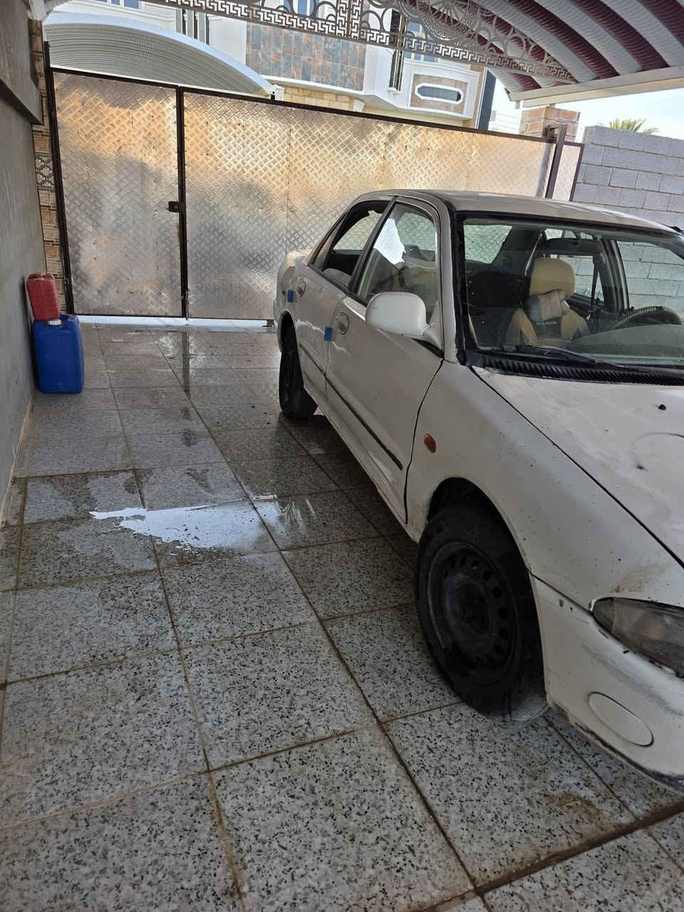 ليدور سياره مناسبه ترهم بمقدمه واقساط
بروتون حره ..موديل 2002
كير محرك كفاله باتري جديد 
المكان هيت
ترهم بمقدمه 8ورقات وكل شهر 1ورقه 
السعر25ورقه سعر نقد
***********
