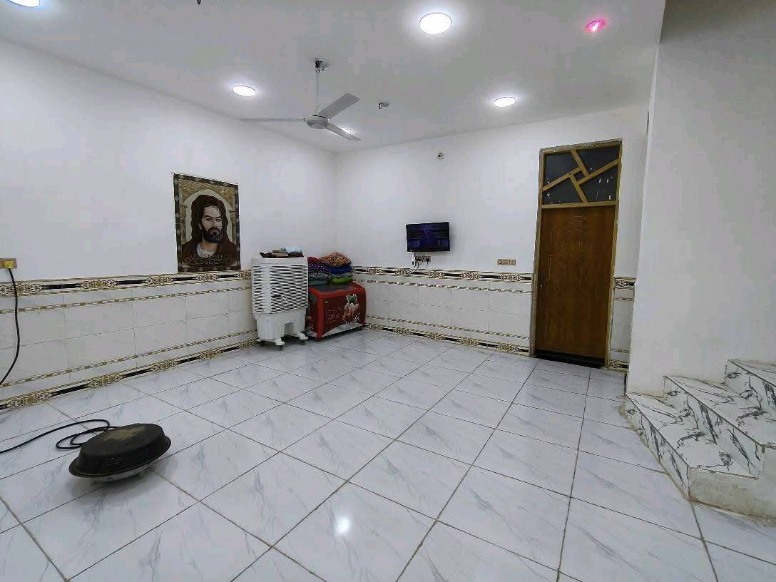 بيت للبيع كوت حي الحكيم شارع بيت عطوف مساحه 275متر على نفس الشارع بناء حديث بلوك اساس طابوك سكف صب خدمات ماء كهرباء مدارس مرقم من قبل بلدية واسط
يتكون من ...غرفتين نوم..هول..مطبخ..استقبال..مجمع صحيات داخليه وخارجيه..كراج ..حديقه..محل..
السعر خاص.     ***********