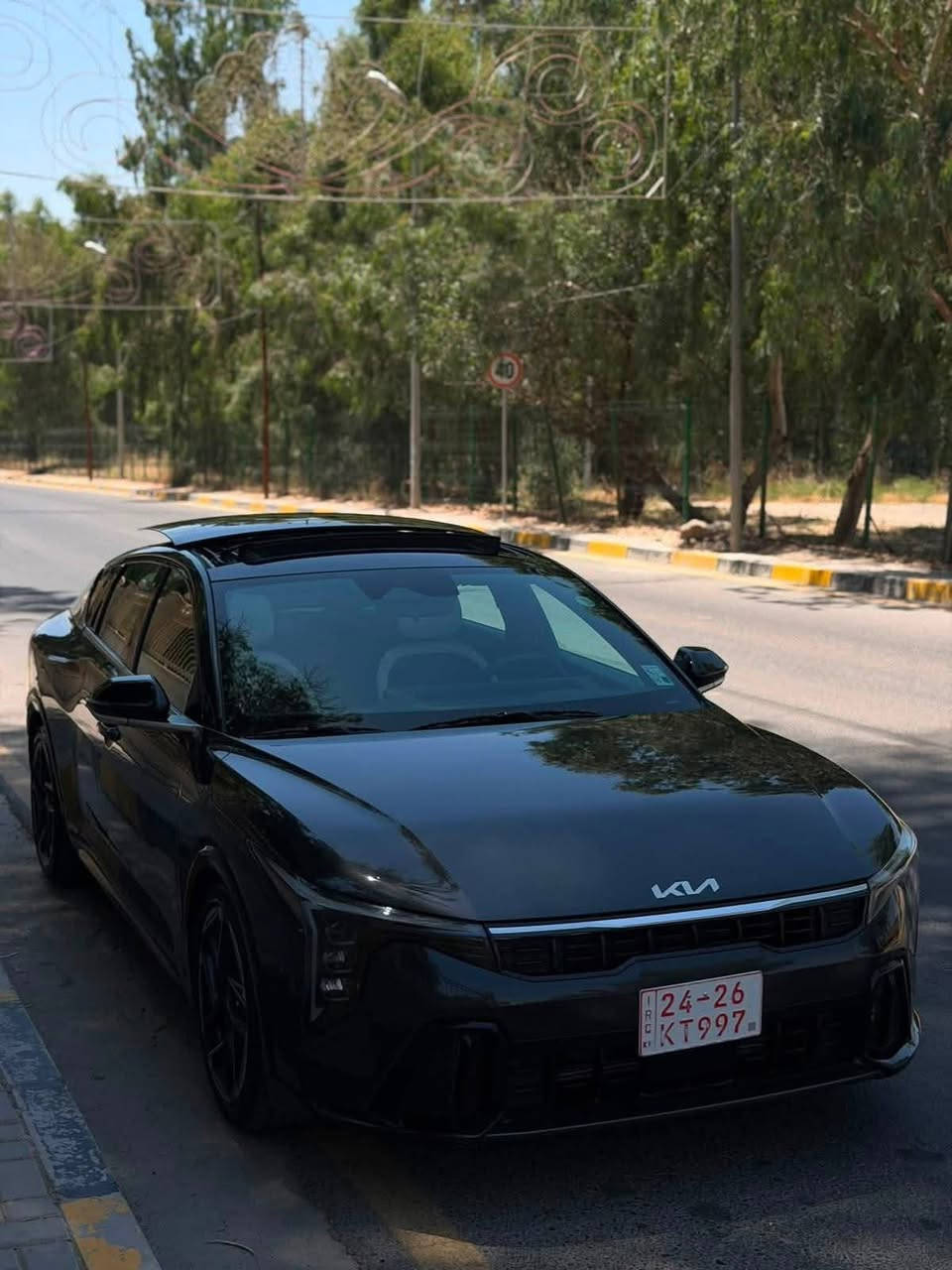 كيا كي 4 فول فول
KİA k4 2025 GT Line فول فول 1/1
ضرر : بين الباب والجاملغ الخلفي يعني شويه من الباب وشويه من الحاملغ بدون ايرباك
سعر بلاش :١٧٠ ورقة و بيها مجال جدا بسيط 
سياره ماشييه زيرو : فقط 9 الف ميل 
محرك : 2000 دوش مرغوب 
پانوراما 
‏‎بصمة 
شاشه ديجتل متصل
‏‎تشغيل عن بعد 
‏‎بصمة ابواب وجنطه 
‏‎اشاير مري 
‏‎نقاط عمياء 
توقف ذاتي 
‏‎كشنات جلد داخل لونين 
‏‎تدفئة كشنات
‏‎تبريد كشنات
‏‎مود درايف رياضي 
‏‎شحن وايرلس 
‏‎سايد بريك اوتو 
‏‎كشنات كهرباء 
‏‎رادارات مع حساس اوتو ستوب تلقائي 
‏‎شاشه تبريد متصل لمس 
‏‎عدادات متغيره الوان وشكل ديجتل 
‏‎شاشه تدعم كار بلي 
‏‎قياده ذاتيه 
‏‎فول تحكم ستيرن 
‏‎تحديد مسار 
‏‎سستم سماعات هارمن 
سياره كاتى شرط ترقيم محافظات شماليه 
اتصال او واتساب : ‭***********
مكان السيارة الموصل

