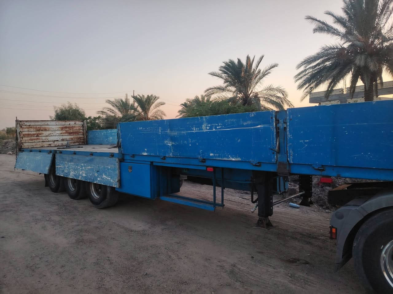 السلام عليكم جناب للبيع المنيوم مع مطبخ السعر الجناب 5 ورقات بيهن مجال والمطبخ 3 ورقات بي مجال 
*********** المكان بغداد اليوسفيه
