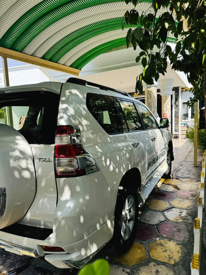 السلام عليكم
برادو للبيع
مديل 2012
محدث 2017 
غراض 2012 كلهن موجودات
محرك السياره(6)
العنوان ديالى خان بني سعد
السعر خاص او الاتصال على الرقم
***********
