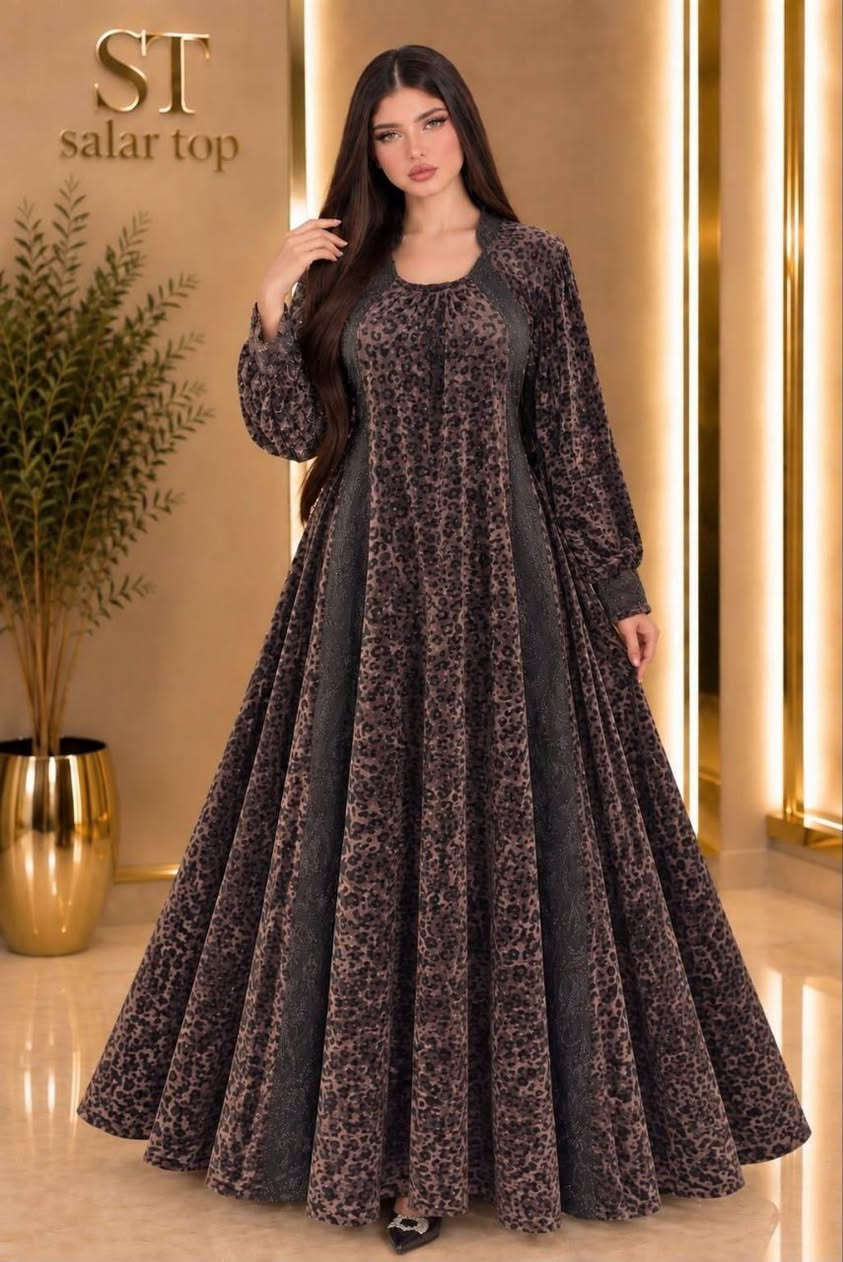 دشداشه مخمل ملكي كلوش دبل 
القياس L-XL-2XL
4  الوان بالدرزن 

https://whatsapp.com/channel/0029VaaE41UGOj9ik0Gk5x3r
رابط قناه الوتساب 👆👆👆
https://t.me/asoola858
رابط قناه التليجرام👆👆👆👆👆

نص مكتوب في الصور:
- ST
- salar top
