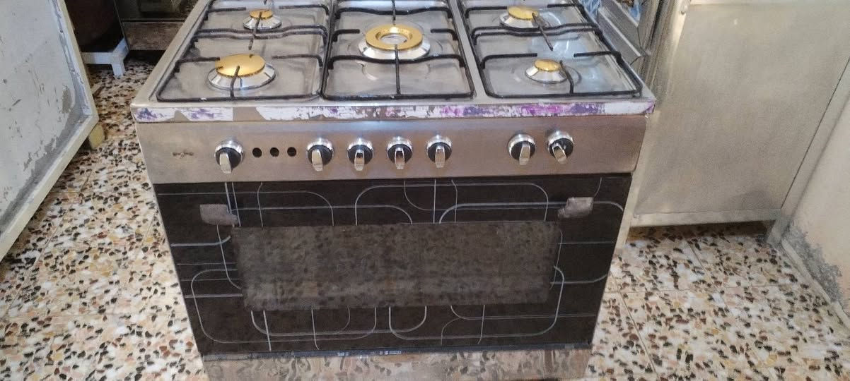 طباخ نوعيه فريش مصري باب اول
شغال 5 عيون +الفرن فوك وجوه
سعر 175
***********
