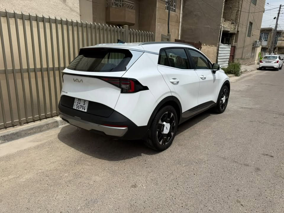 كيا سبورتج 2026 
خليجي مكفولة
رقم بغداد 
ضمان 5 سنوات
Km ماشيه 11000
مواصفات  فول قماره حديد 
مكينة 2.0
داتا شو 
نقطعه عمياء
رادار وتوقف ذاتي
ويل 19
داخل مخمل 
مقاعد الاماميه تدفئه 
كامرة خلفيه 
مقاعد الامامية كهرباء 
شاشة كببره • Apple CarPlay
شاحن موبايل لاسلكي 
حساس امامي 
حساس خلفي 
مود درايف
صندوق خلفي كهرباء 
سايد بريك كهربائي 
اريل نفكيتر 
بصمه تشغيل 
تشغيل عن بعد 
مري كهرباء 
تحكم ستيرن  
تبريد قطعتين 

السعر 238$
مكانه بغداد السيديه
***********
