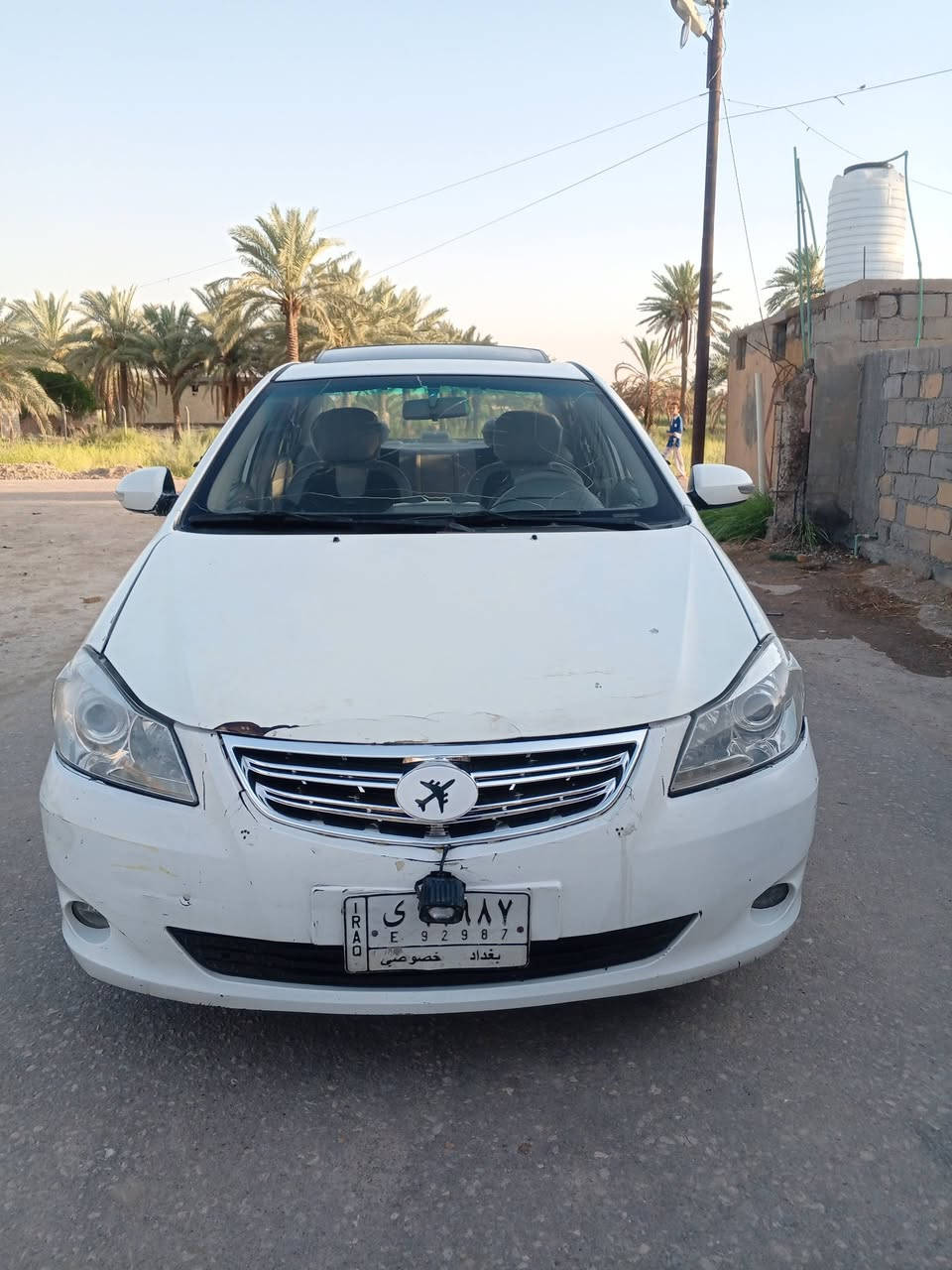 بيوايدي جي ثري
سياره  فول موصفات
اتوماتيك بصمه فتحه سقف
سياره بيها تلحيضات بصيطه
بيها بنيد وجاملغ صبغ 
رايدها ب 37 وبيها مجال
مكاني بابل المحاويل

للتوضيح كيرها ع Nيله تشتغل بس نمرها كلشي ما بيهن 
***********
