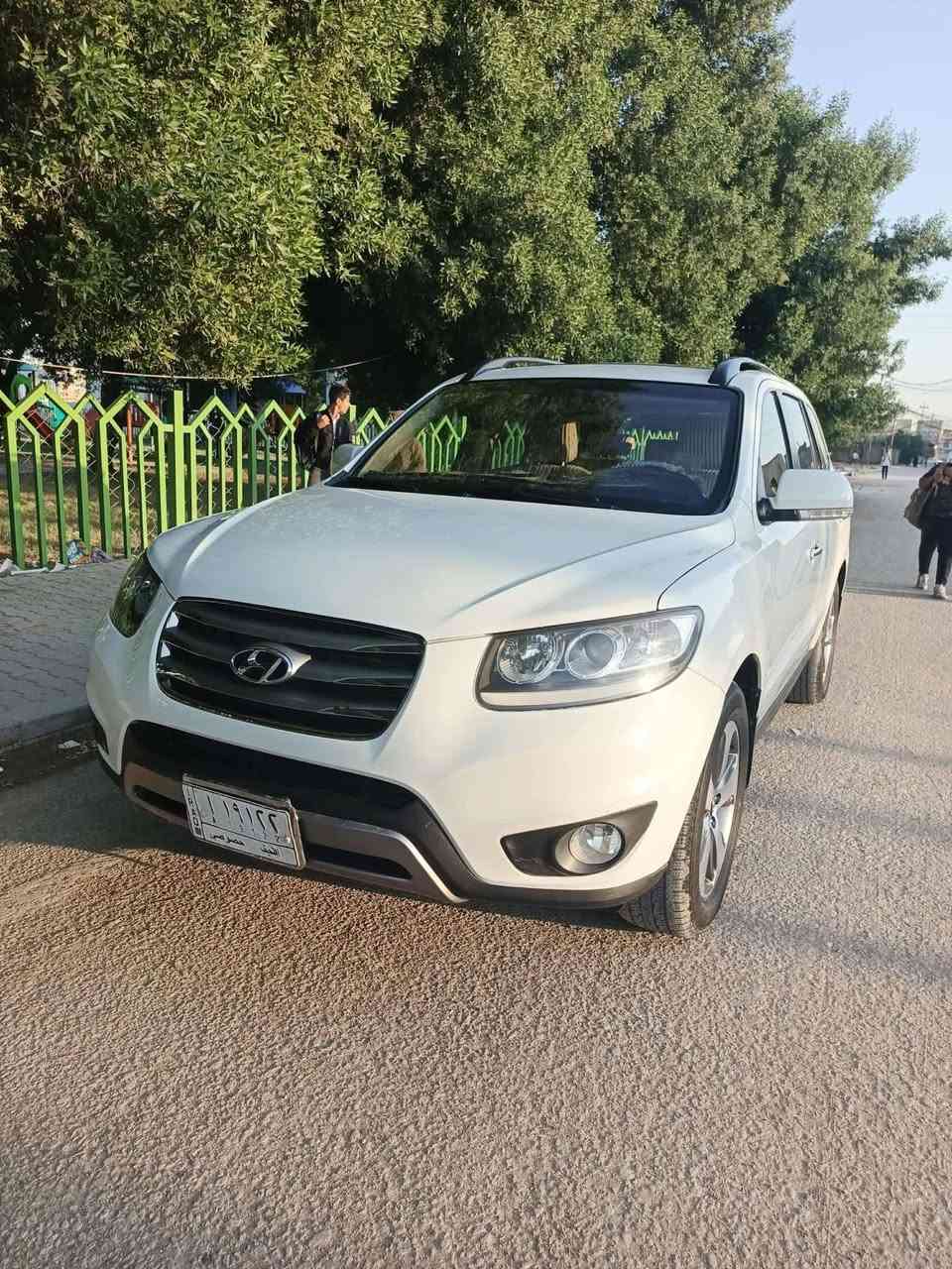 سلام عليكم سنتافي فول مواصفات موديل 12 خليجي 4 سلندر نضيفه كلش فقط جاملغ جهة السايق مبدل ومصبوغ والباقي كفاله ماشية 87 الف فقط جانت مخزونه للتواصل خاص او ع الرقم ‏‪***********‬‏ مكاني النجف حي العسكري السيارة بسمي مداور ثاني يوم وماتصرف عليها الف دينار لان نضيفه بحاله الوكاله السعر 138 قابل للتفاوض
