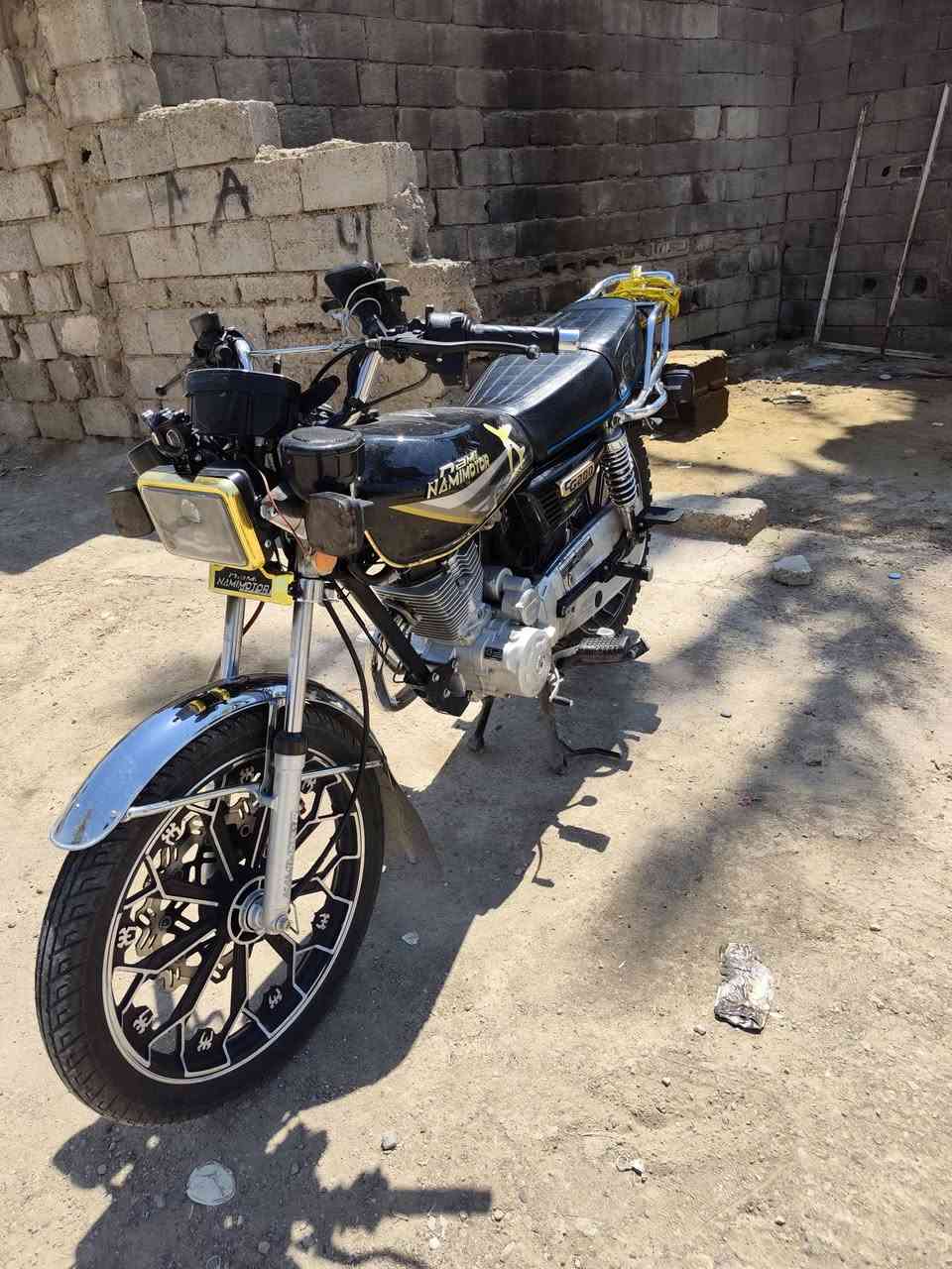 دراجه نامه برو  موديل 25 مكفواله  مابيه اي نقص كله كامله محرك ممفتوح اوراق كامله السعر 725 وبي مجال المكان الخالص الاسود *********** اتصال
