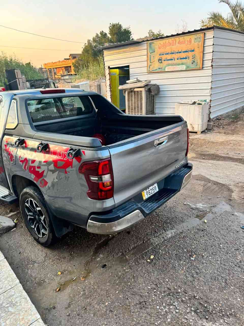 للبيع سياره شانجان موديل ٢٢ ماشيه ١٢٣ السياره بيها قطعه وحده صبغ الصندوك الخلفي فقط والباقي مكفول مكانها بغداد السعر ١٤٠ وبيها مجال قليل الشراي يتصل***********
