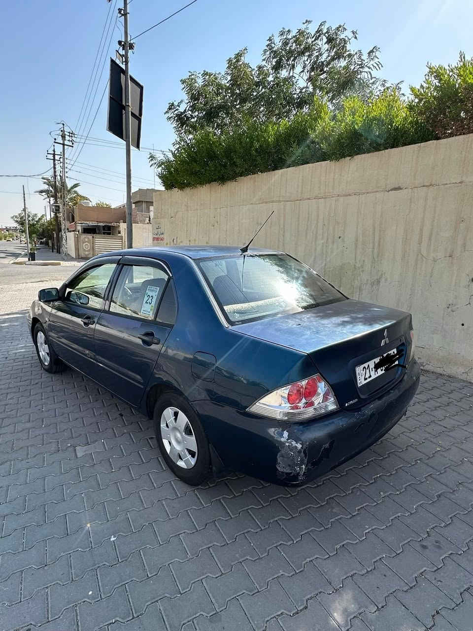 سلام عليكم لانسر موديل 2007 رقم سليمانيه رقم جديد كابون بانزين بي 
محرك جبير 15 گير اتوماتيك تبريد شغال 
سياره مو حيزام ابيع حيزام بدون تبديل بدون دواخل اربعه تيرات جديد حداديه امامي خلفي جديد كهربيات كله شغال 
مكان كركوك
سعر 64 بي مجال 
رقم موبايل ***********  بي واتساب
