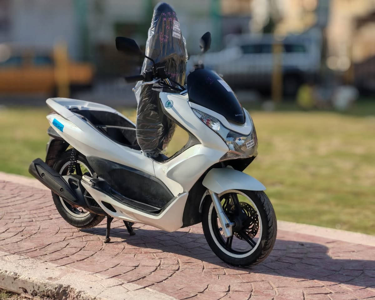 سلام عليكم....
دراجة (PSX)...(جيل الاول)  
🛵للبيع  
دراجة شلعه معدل كهربائيات كلهه شغاله 
دراجة جديده  بلادية
أي نقص مابيهة
جيب فيتر وتعال افحص
العنوان بغداد مدينه الصدر قرب مطعم ليمونة🍋 الاستفسار الاتصال على الرقم 📞 ***********
