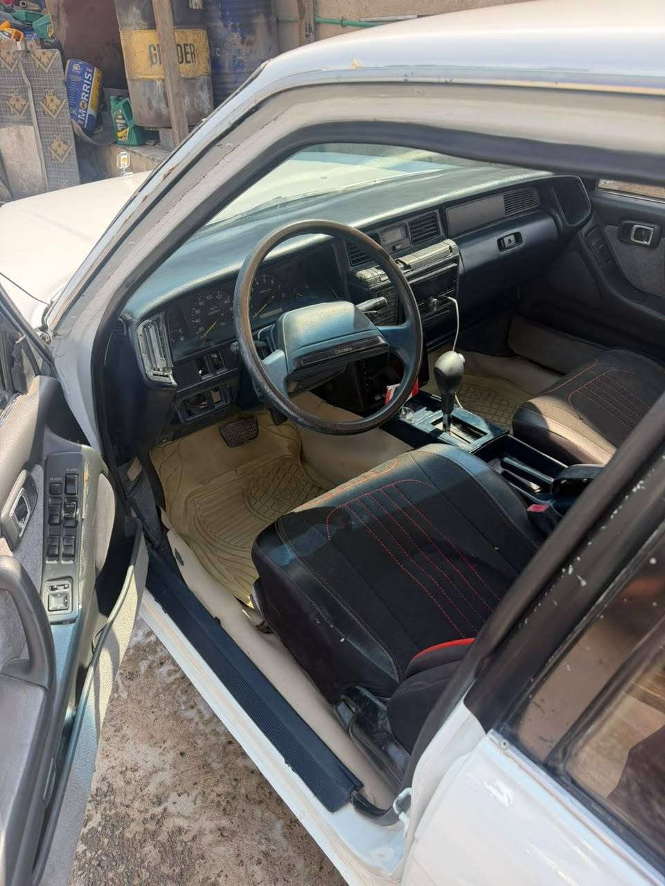 🚘 للبيع كراون سيدان موديل 88
🔹 معمّرة تعمير مضبوط مال جناي
🔹 مصبوغة عام 
🔹تخم تايرات وحدادة بشرط
🔹 محرك 2.5
🔹 كهربائيات بشرط
🔹 تبريد  عوزة غاز وبيه ليك
🔹 رقم بغداد، تحويل بشرط
🔹 السيارة جاهزة للفحص والمعاينة
💰 السعر: 43  🔸 بيها مجال قليل للجاد فقط.
📞 للاستفسار والاتصال: البصرة 
***********
