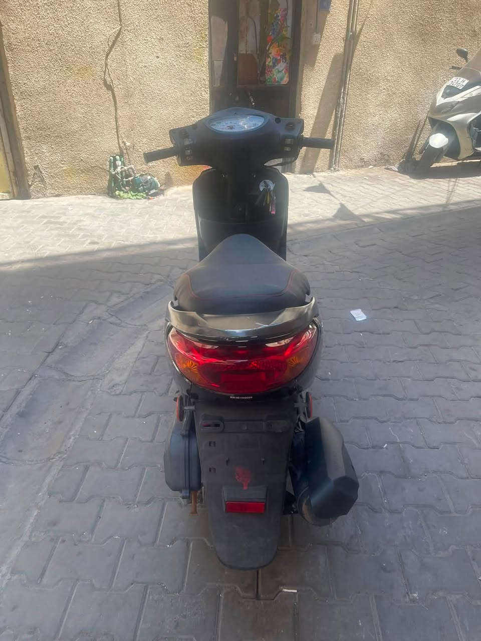 بريز بغباء ماشية 13 الف يعني زيرو
محرك صوته مينسمع جيب فيتر وافحص 

اشاير لايت عالي ناصي كله شغال 

نكره سلف بكل وقت 

بغداد النهضه *********** بي وتساب موجود خاص 

1150 وبيها مجال حك الجيه مليون ومية وخمسين
