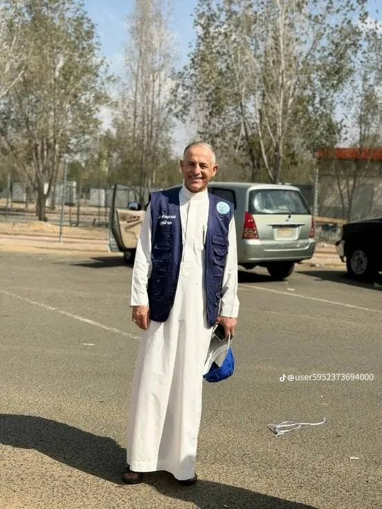 🕋ليست كل الرحلات تُقاس بالمسافات، فهناك رحلةٌ تُقاس بما تزرعه في القلب من نورٍ وسكينة🕋 . مع عمرة المولد النبوي الشريف 1448 هـ، كن من ضيوف الرحمن🕋 ، واستقبل أيامًا مباركة في رحاب مكة المكرمة🕋 والمدينة المنورة بميلاد خير الانأم 🕌
نتشرف بخدمتكم ضيوف الرحمن لرحلتنا القادمه ان شاء الله تعالى
برامج منوعه واسعار مختلفه
تبدء من 475 دولار
عن طريق البر
------------------------------
850 دولار عن طريق مطار بغداد الدولي والتصريف من حق المعتمر
كل البرامج تشمل--------- 
5 ايام في المدينة المنورة السكن فندق كرم رويال باب السلام 
5 ايام في مكه المكرمه السكن فندق ميسان المحبس جهة الباصات 
الخدمات المقدمه.......
المبيت في مزرعه في حائل 
وجبة الإفطار في مزرعة حائل 
طعام وجبتين بنظام البوفيه المفتوح لكل ايام الرحله في المدينة ومكة
هدايا احرامات وحقائب ومزارات المدينة المنورة ومكة المكرمة....

للحجز والاستفسار
*********** واتساب
*********** واتساب
جوهرة دجله للحج والعمرة والسياحه الدينية 
بغداد المنصور شارع 14 رمضان 
-----&&----------&&----- 
ضيوف الرحمن للحج والعمرة والسياحه الدينية 
بابل الاسكندريه مجاور صيدليه
 البنفسج 

خادم ضيوف الرحمن 🤲 سليم الشجيري 🙏
