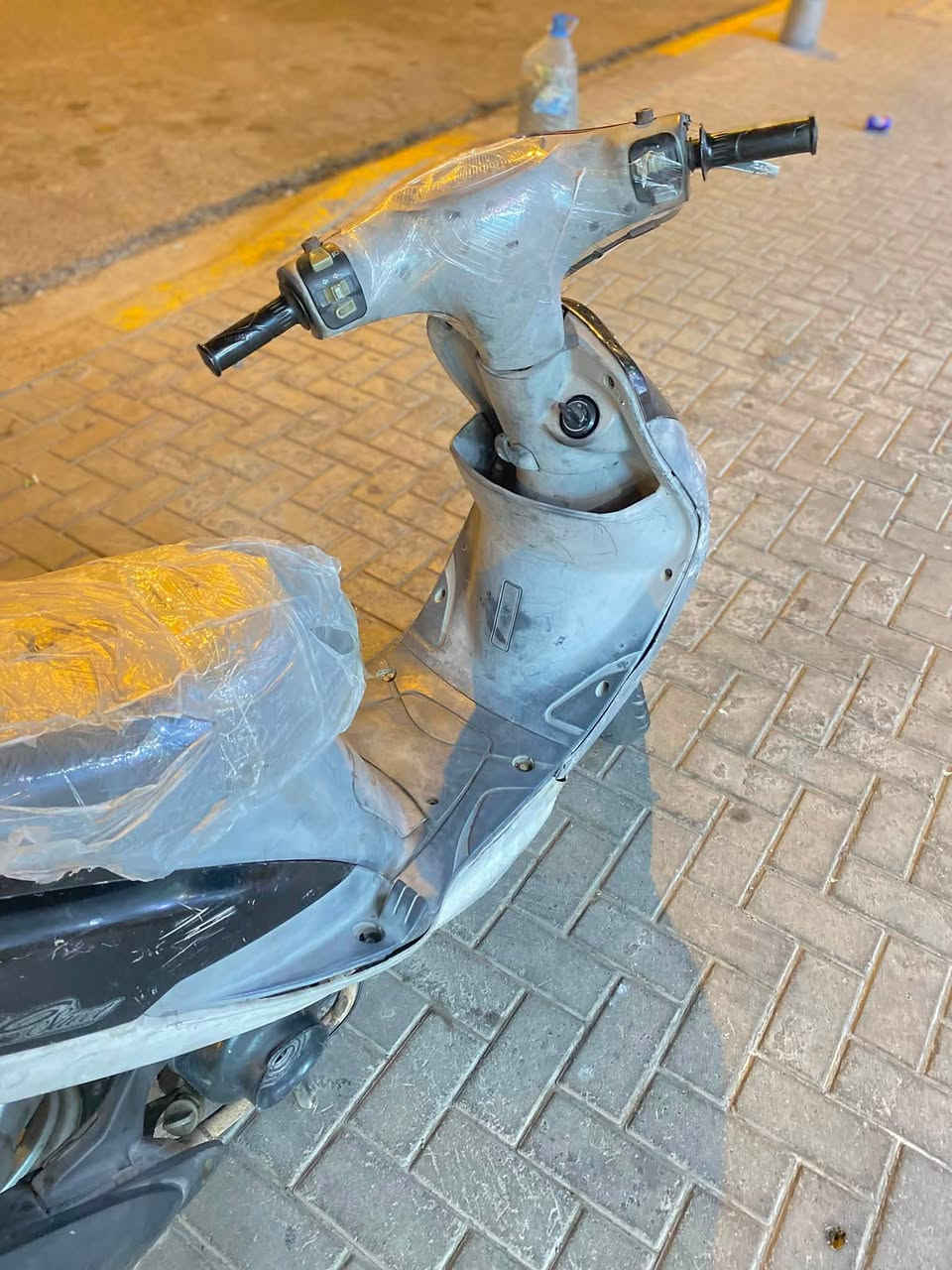 سلام عليكم شباب ماكس قجمه ما مفتوحه كفاله عامه دراجه   سلف هندر كهربايات كله شغاله عينه لاياتات سكنات  مختمه دراجه رمبه وهاي وراقه سعر 650
العنوان المشراك رقمي ***********
