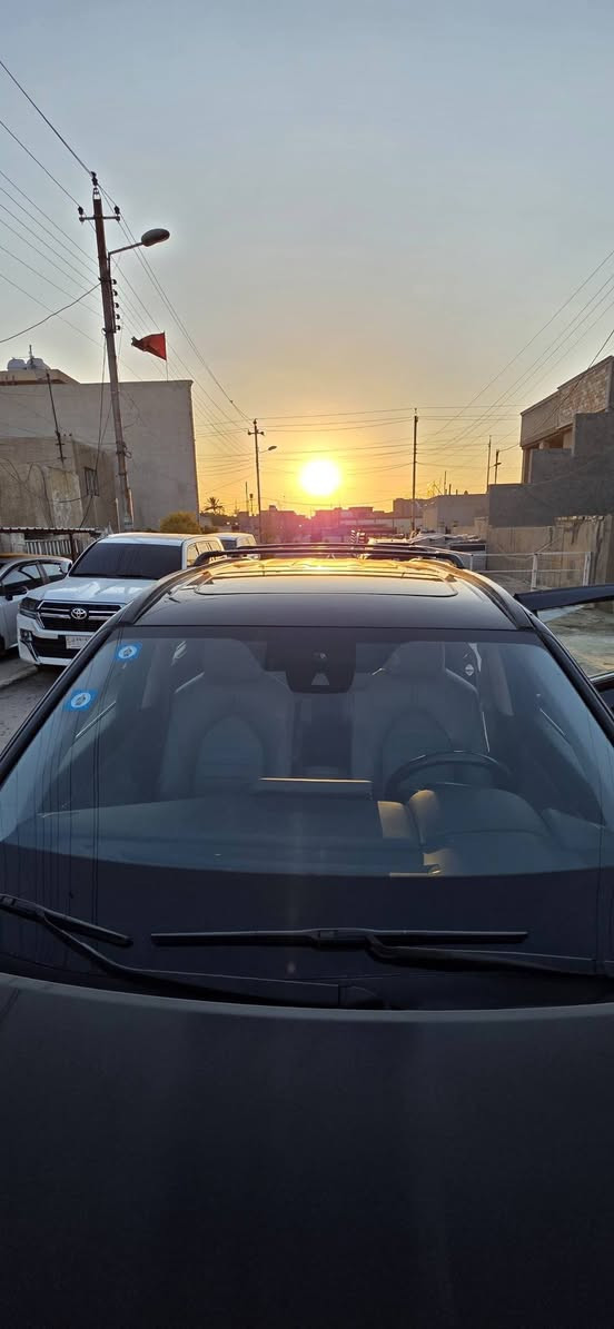 السلام عليكم هايلندر 2023 هايبرد xle وارد لون اسود
المواصفات ✨️🎉
الداخل رصاصي
فتحه 
بصمه تشغيل وابواب
كشنات كهرباء 
تدفئه بالكشنات
تحكم ستير 
قيادة ذاتيه 
كشنات منفصل VIP 
نقطه عمياء 
رادار 360 درجه 
مانع تصادم 
وضعيات قيادة ايكو وسبورت ونورمال 
تبريد 3 قطع
كامره خلفيه 
وبعد اهواي مواصفات
حادث قطعه وحدة بدون دواخل بس البنيد ايرباك استيرن 
مكان السياره البياع 
للاستفسار اتصال ع رقم ***********
السعر 280 وبيه مجال
