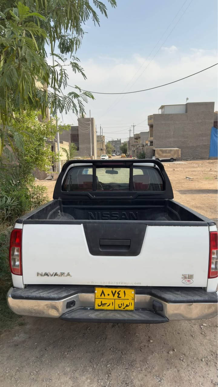 السلام عليكم 
نيسان نيفارا موديل ٢٠٠٩ ابيض
ملاحظظظظه 
رقم و هزة جديد ٢٠٢٦ الصور قبل الترقيم 
باسمي 
كير عادي 
محرك ٤ سلندر 
سيارة كلين بدون ضربه 
بيه ملاحظات بسيطه 
معروضه بيع ب85 وبيه مجال للشراي
او مراوس حسب القناعه 
مكان بغداد الدوره

***********.      واتساب فقط بغداد, العراق
