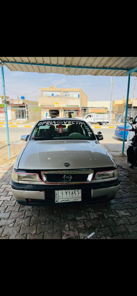 فول مواصفات • محرك ٢٠٠٠ • مكفوله حادث