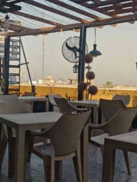 20 ميز طعام للبيع فقط ميز بدون كراسي نضافة 70‎%‎ الاتصال 07733396485