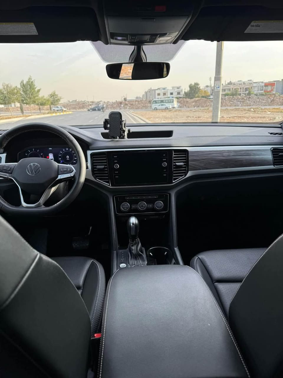 کوردی /عربی 
*********
دروستكراوي :- vw    
مۆدێل :-   Atlas cross sport  
ساڵ :2022     
بزوێنەر : V6 3.6L
بگۆری بزوێنەر : Automatic 
سوتەمەنی : بنزین
نرخ :238$
‎ دۆخ : بي بوياغ بي ژوري بي ايرباك 
ماوەی ڕۆشتوو: .57km
تابلو ئوتومبێل : هەولێر  
***********
النوع :-vw   
المودیل :-     Atlas cross sport  
السنة : 2022  
المحرك : V6 3.6L
ناقل الحركة: Automatic
نوع الوقود : بنزین 
الحالة: بدون صبغ بدون دواخل بدون ايرباك 
السعر: 238$
عدد اميال : 57km     
رقم السیارە: هەولێر 
**********
***********
0️⃣7️⃣5️⃣0️⃣4️⃣3️⃣2️⃣8️⃣9️⃣6️⃣6️⃣
عنوان : اربيل ترافك لايت مخمور قريب من معمل بيبسي
#vw #vw❤️ #volkswagen #atlas #erbil أربيل, العراق
