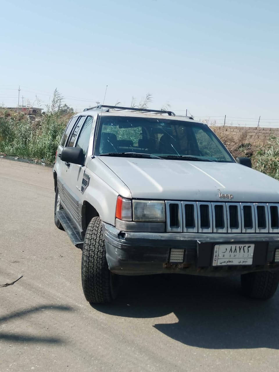 سلام وعليكم سياره جيب موديل ٩١ محرك وكير كيا كاز بدايت نفخ قليل تبريد ثلج الشرعي اني بسمي السياره بدون ضرر ولا نقطه صبغ مكان سياره موصل سعر ٤٠ بيها مجال مو شراي لاتراسل ولا تكسر  *********** /ك ***********
