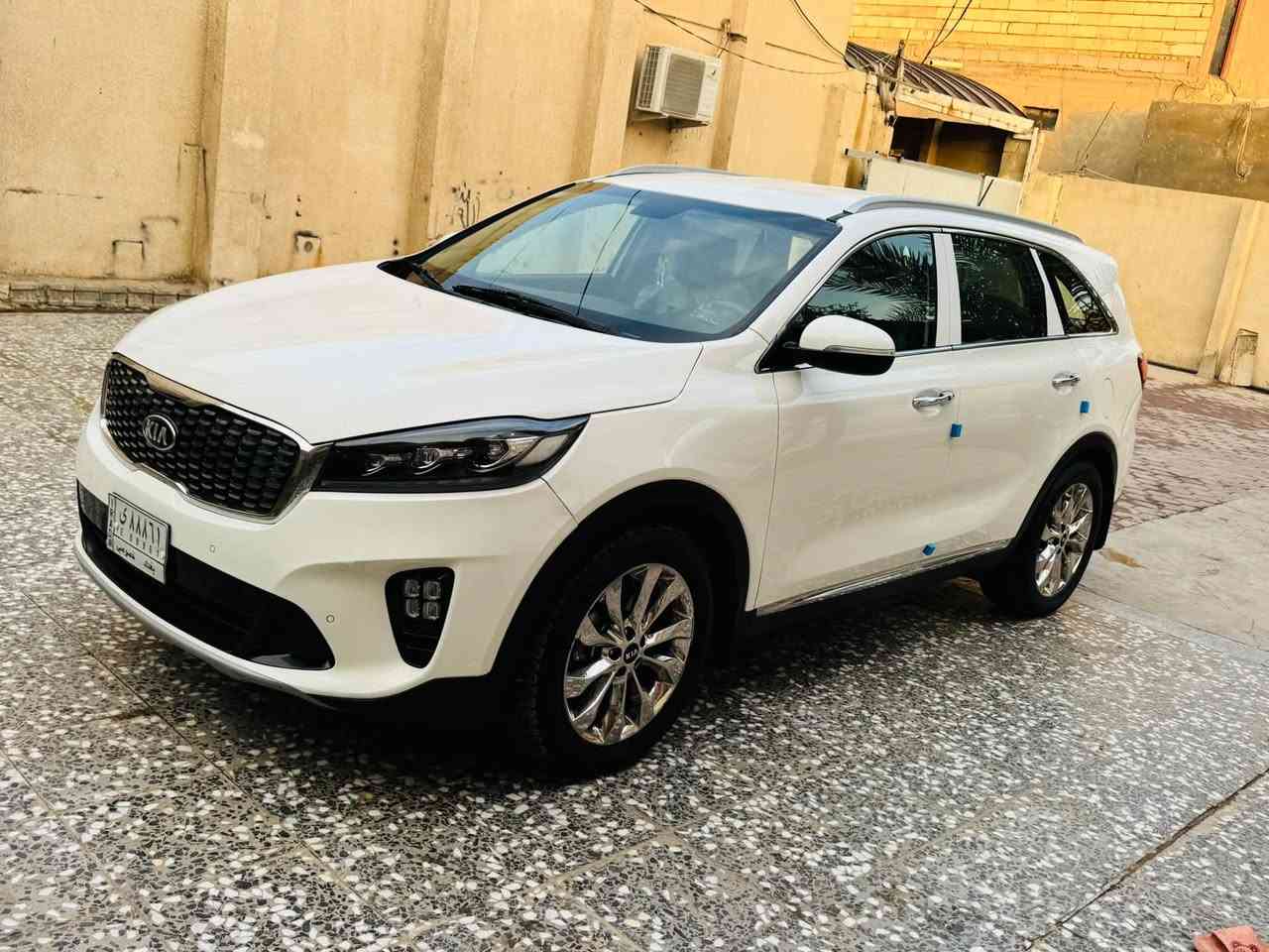 سورنتو ٢٠١٨ • ٦ سلندر • رقم بغداد