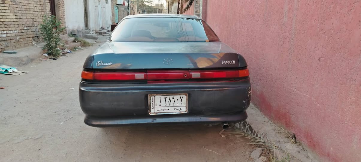مارك نفخ موديل ٩٤ رقم كربلاء باسمي مكفوله كص ونقل جثه ومن كل عيب شرعي سياره عضمها صاحي ١٠٠٪ مكينه ونجي (مكينه كير نظاف) سياره كاعده ونصبته كلش حلوه بها شويه خياسات غرفته نظيفة ٩٠٪  سنوية ل٢٠٢٨  طايحة عليه سقيفة من طرف القماره الجهة اليمنى العكال من باب الخلفي لتكمة الخلفية وبس من فوك الجوه دكه جاكوج مابها شرط السياره ماتشتغل تكسي عندي من البيت للدوام استخدام خاص واكرر مكفولة من كل العيوب الشرعية الاتصال *********** السعر 45 وبيها مجال. العنوان شطره ذي قار
