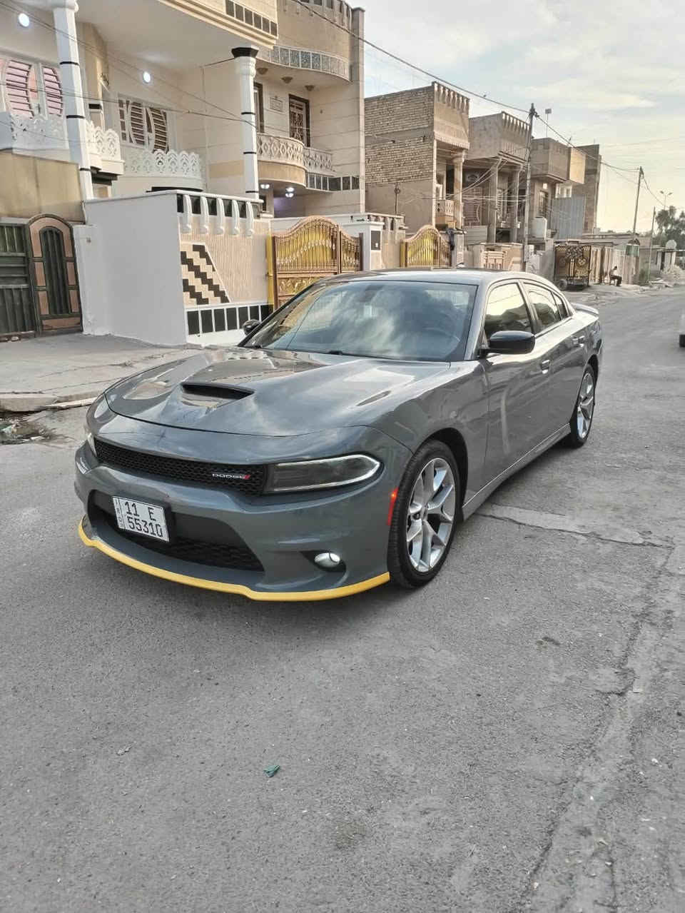 سلام عليكم
جارجر مديل 23 لون سمنتي GTحجم المكينه 6سلندر 3600ماشيه 53 تو ويل حادث بنيد وشويه بل جاملغ رقم بغداد بسمي سياره حيل جديده السعر 235 مكان بغداد ***********
