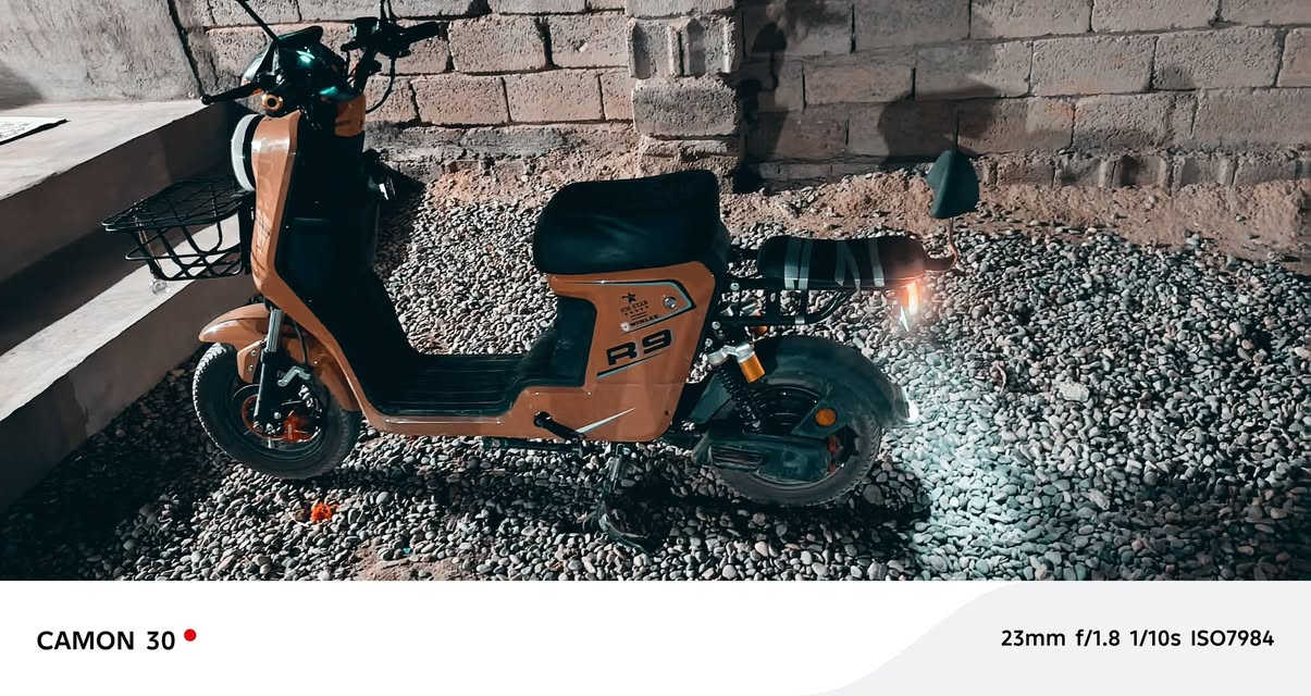 سلام عليكم موطور شحن R9بعدو جديد مستخدم تقريبن15يوم موطور حلو شوف العين كلو شغال كهرابات شغال عن بعد السعر 550وبي مجال الستفسارتصال وتساب ***********
***********
